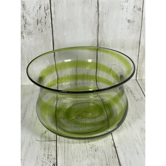 Unmarked Other - Beautiful Vintage Glass Bowl Avocado Olive Green Swirl Pattern
